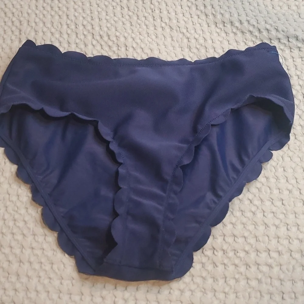 Vineyard Vines Textured Bottoms Size S (48)